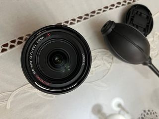 Cámara Panasonic Lumix GH5 + 2 objetivos f/2.8