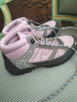 Botas de montaña rosas Decathlon