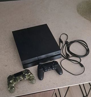 PS4 (Playstation 4) Negra