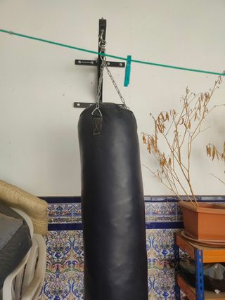 Saco de boxeo negro