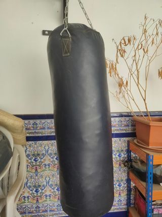Saco de boxeo negro