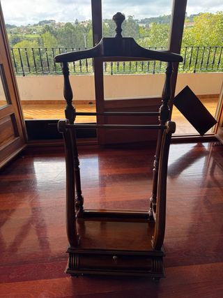 Galán de noche vintage madera