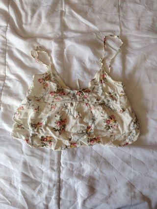 Top flores Pull&Bear Talla S