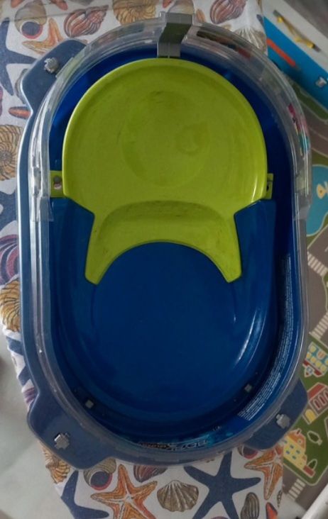 Estadio Beyblade Burst Azul y Verde