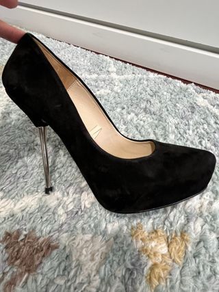 Zapato tacón ante negro