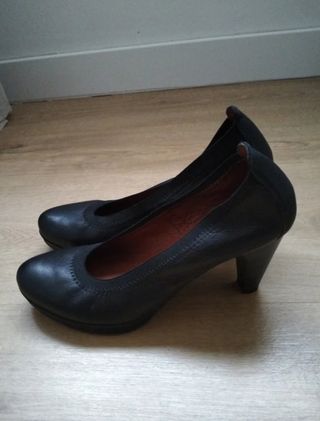 Zapatos tacón Hispanitas Talla 38 Negros