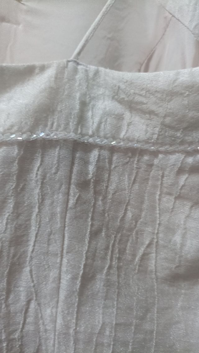 Vestido blanco con detalles