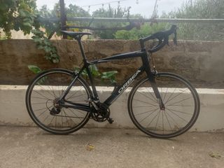 Bicicleta Orbea Avant Negra