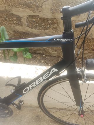 Bicicleta Orbea Avant Negra