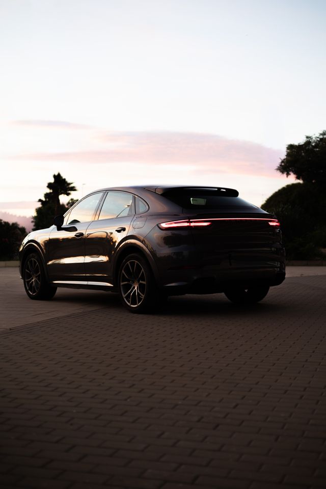 Porsche Cayenne 2021 coupe
