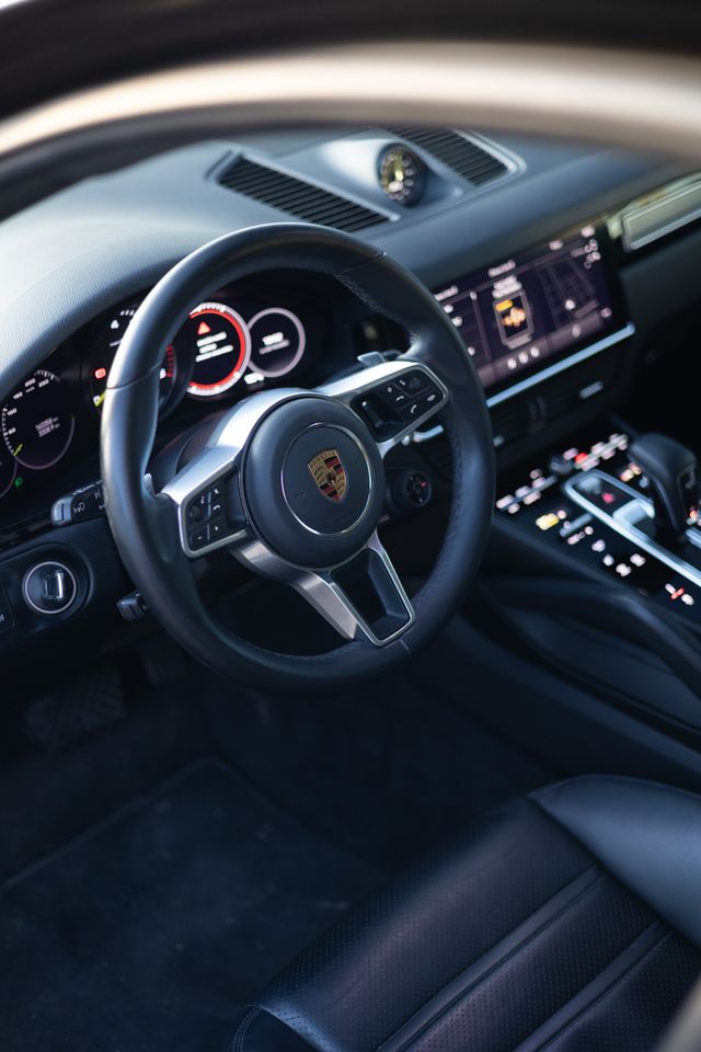 Porsche Cayenne 2021 coupe