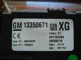 Caja de fusibles / Sicherungskasten / OPEL CORSA D 13350671 13350671XG