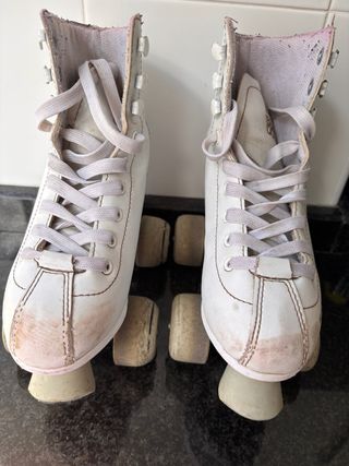 Patines 4 ruedas talla 32