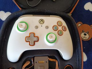 Controller Xbox Bianco e Verde
