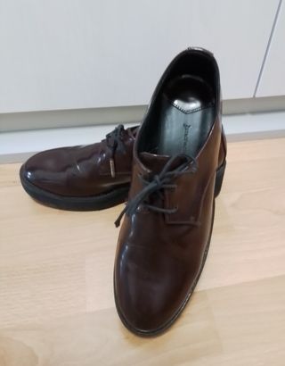 Zapatos burdeos Stradivarius ttlla 39