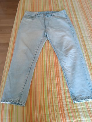 Pantalón vaquero chico azul claro