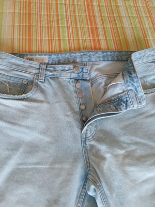 Pantalón vaquero chico azul claro