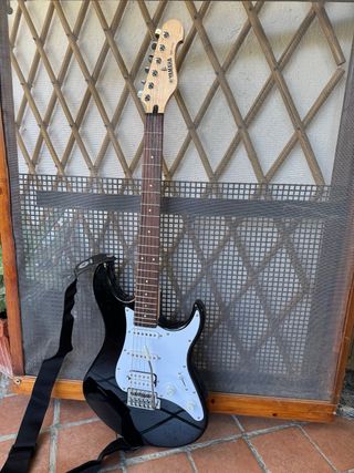Chitarra Elettrica Yamaha Nera