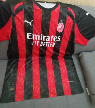 Camiseta AC Milan Negra y Roja