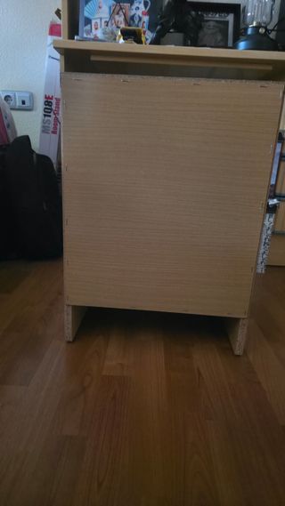 Mesita de noche 3 cajones madera