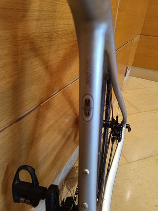 Bici carretera carbono Scott Adict 20