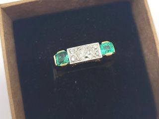 anillo oro 18k con piedra con diamante