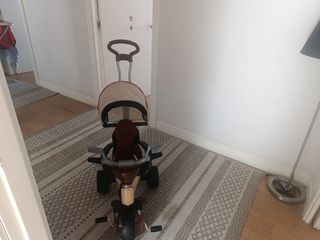 Triciclo para niños con manija