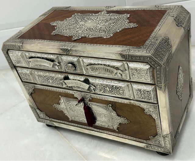 EXCLUSIVO MUEBLE MADERA/PLATA PUNZONADA ESPAÑA XX