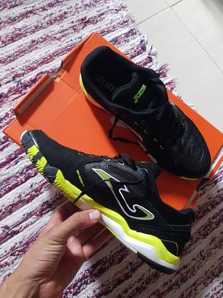 Zapatillas Joma Negras y Verdes