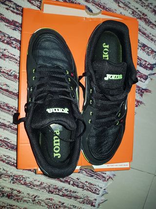 Zapatillas Joma Negras y Verdes