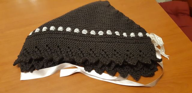 Eskuz egindako tokilla/ Toquilla hecha a mano