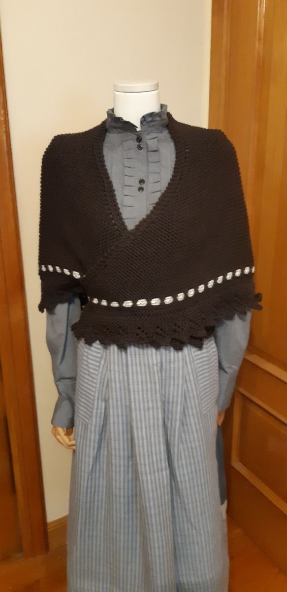 Eskuz egindako tokilla/ Toquilla hecha a mano