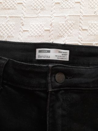 Pantalón vaquero mujer negro
