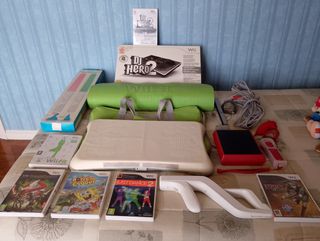 Consola Nintendo Wii Mini + Juegos y Accesorios