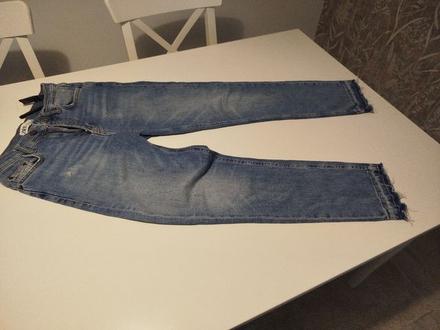 Vaqueros Zara y Oldi Talla 34 Mujer