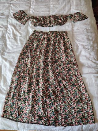 Conjunto floral Primark S