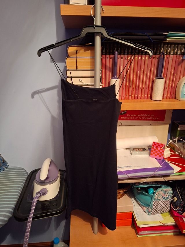 Abito corto nero con spalline