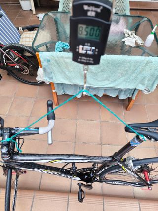 Bicicleta carretera DYNATEK Full Carbon.