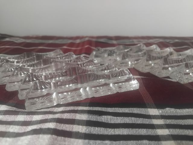 12 reposacubiertos cristal