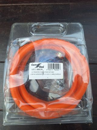 Kit regulador y tubo gas butano Com-Gas