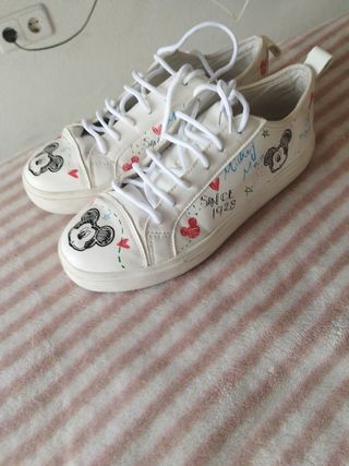 Deportivas Disney Talla 39 Blancas