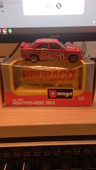 Bburago 1/43 Mercedes-Benz cod.4102 Die-Cast Metal