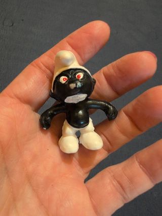 Figura Pitufo Negro