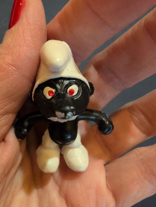 Figura Pitufo Negro