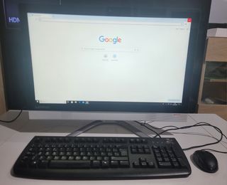 Ordenador Todo en Uno Lenovo 23 pulgadas i5-6200U