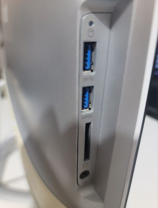 Ordenador Todo en Uno Lenovo 23 pulgadas i5-6200U