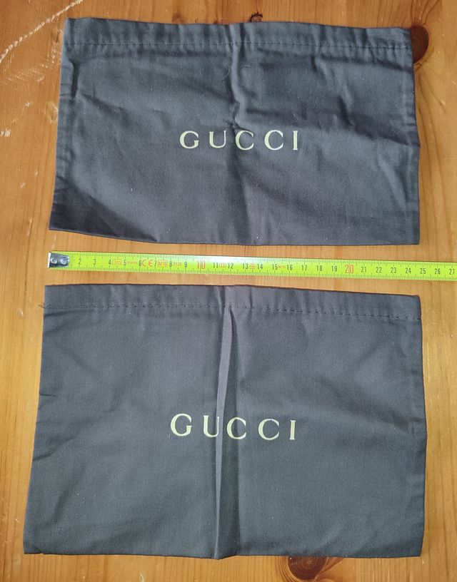 Due piccole Dust bag Gucci marrone