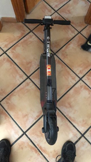 Patinete Eléctrico E-TWOW Casi Nuevo