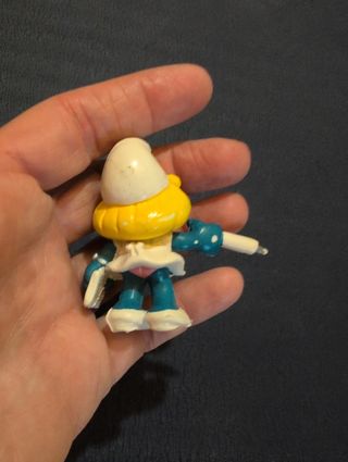 Figura Pitufiba Enfermera con Jeringuilla