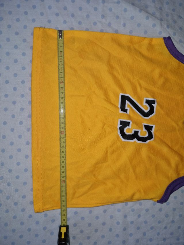 Conjunto Baloncesto Niño Talla 23